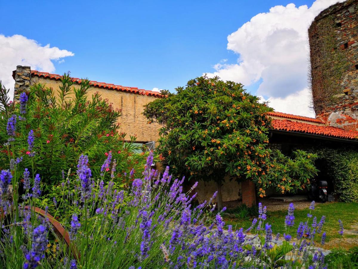 Castello San Giuseppe - Historical Bed And Breakfast Chiaverano Exterior photo